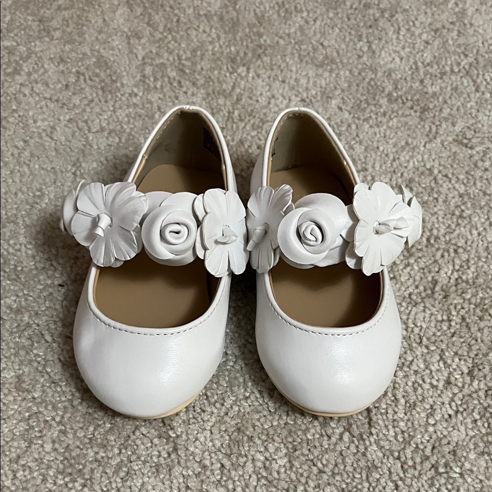 Janie and Jack White Kids Dress Easter Shoes with Floral Strap | Sz. 4 | Spring